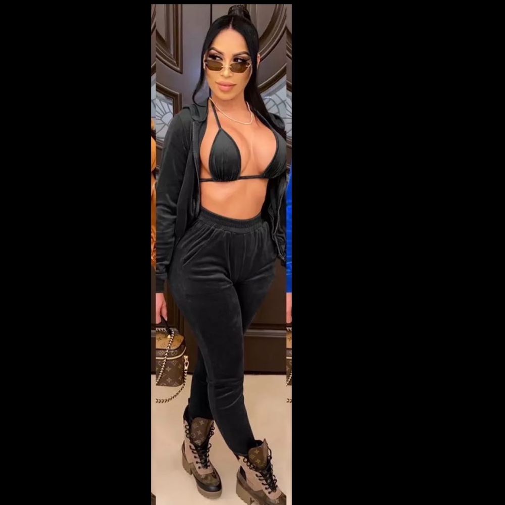 Black Velvet 3- Piece Set
